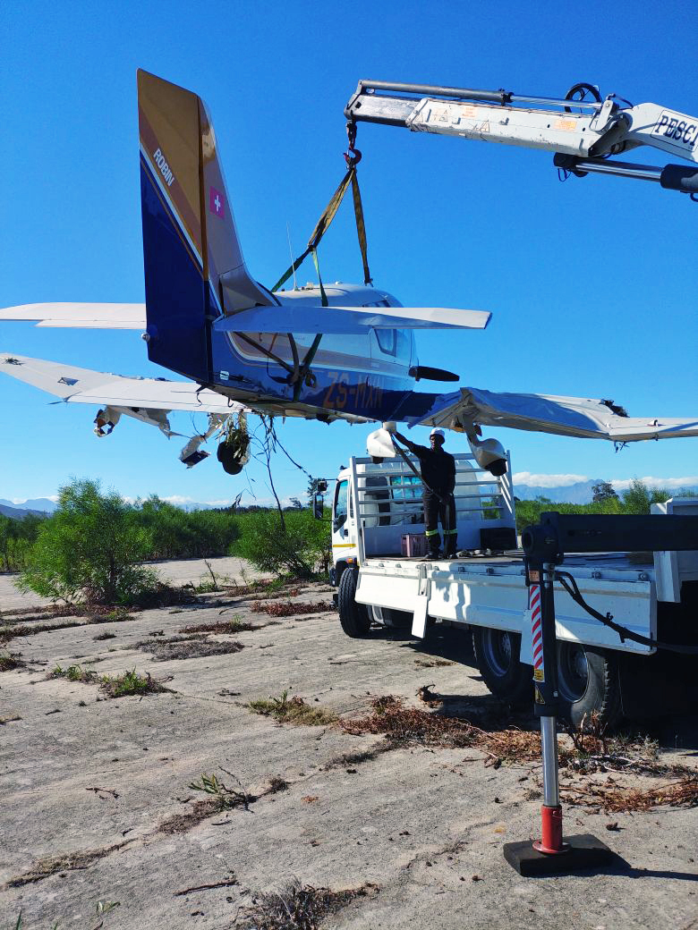 Crane Truck Lifting Plane for transportation